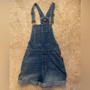 Blue denim Gap overall shorts size Small
